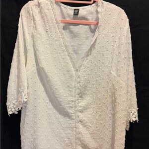 SHEIN Curve White Pokadot Top